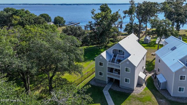 89 Country Club Drive Apt A3, Arapahoe, NC 28510