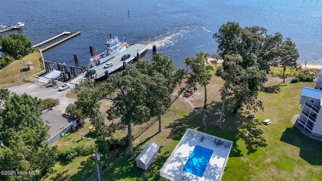 89 Country Club Drive Apt A3, Arapahoe, NC 28510