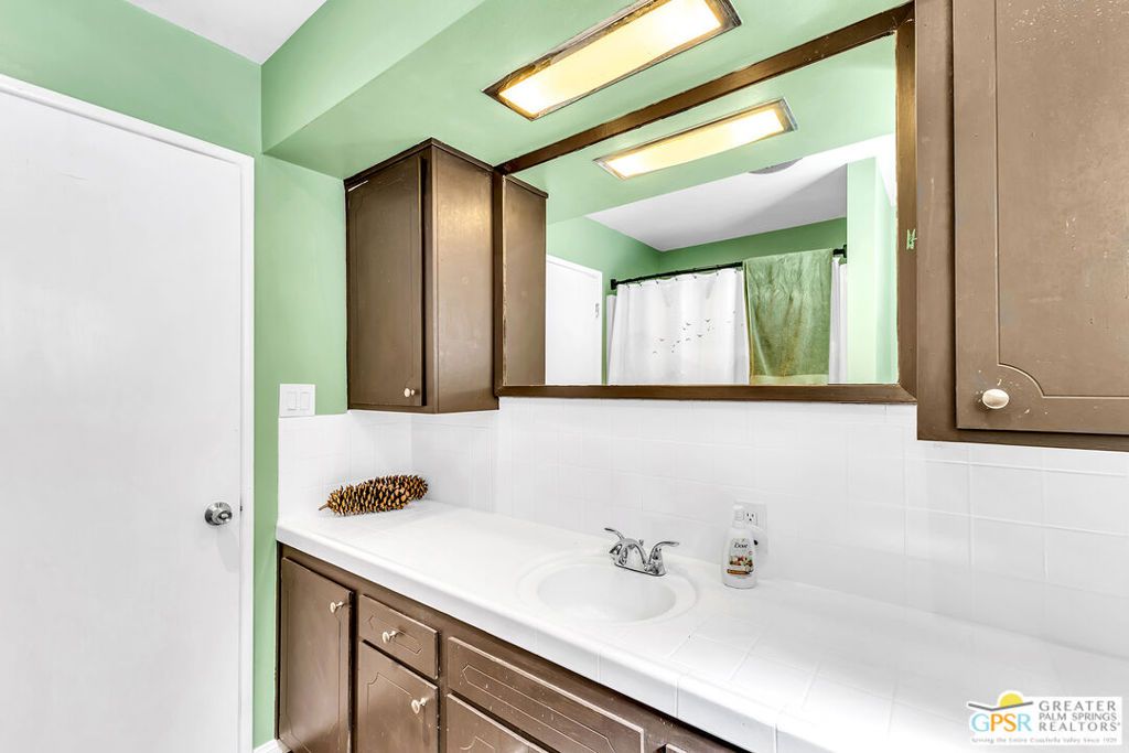 Image 55 of property listing at 23971 Skyview Drive, Idyllwild, CA 92549