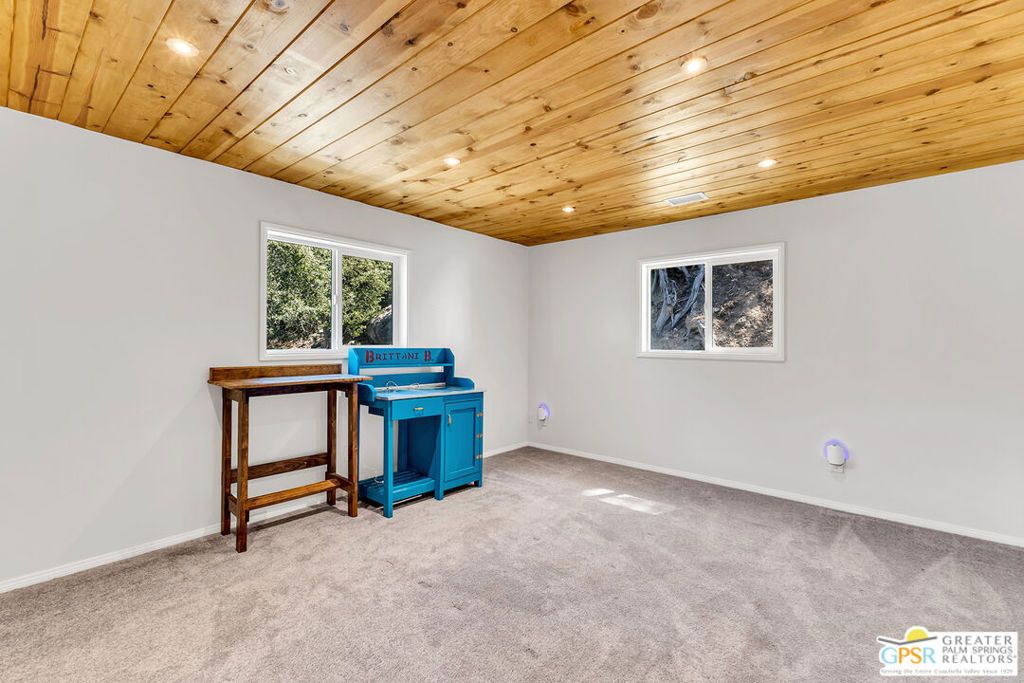 Image 56 of property listing at 23971 Skyview Drive, Idyllwild, CA 92549