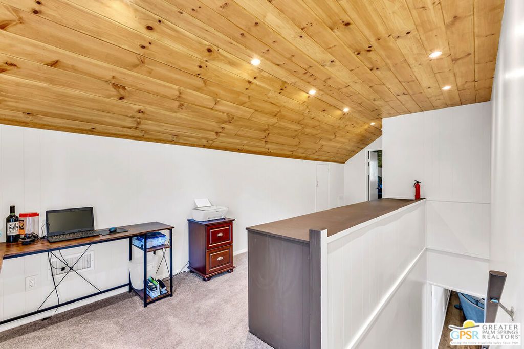 Image 59 of property listing at 23971 Skyview Drive, Idyllwild, CA 92549