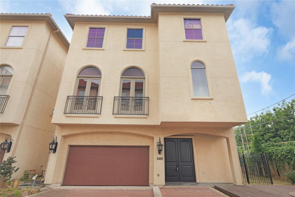 5459 John Dreaper Drive, Houston, TX 77056