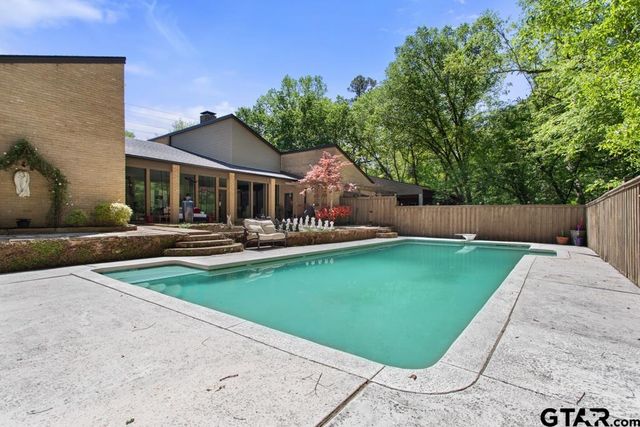 5819 Covey Lane, Tyler, TX 75703