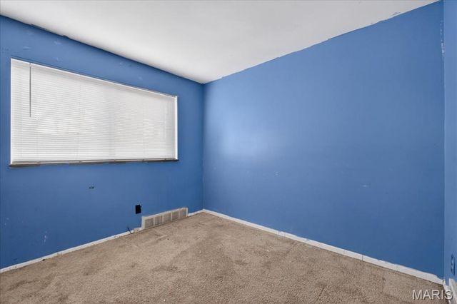 1316 Bayonne Drive, St Louis, MO 63138