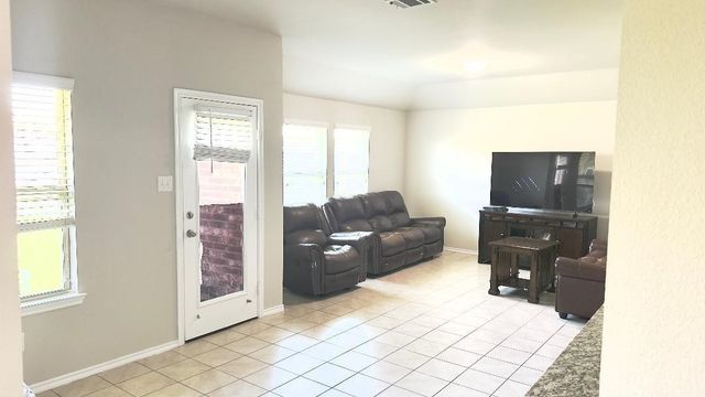 2326 Pontotoc Drive, Forney, TX 75126