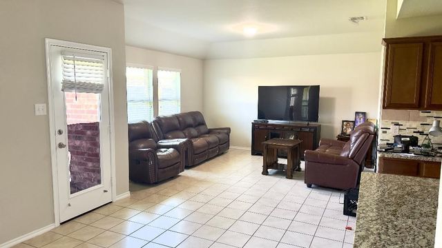 2326 Pontotoc Drive, Forney, TX 75126