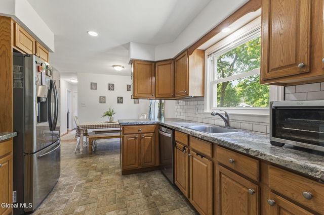 1136 Butler Street, Rotterdam, NY 12303