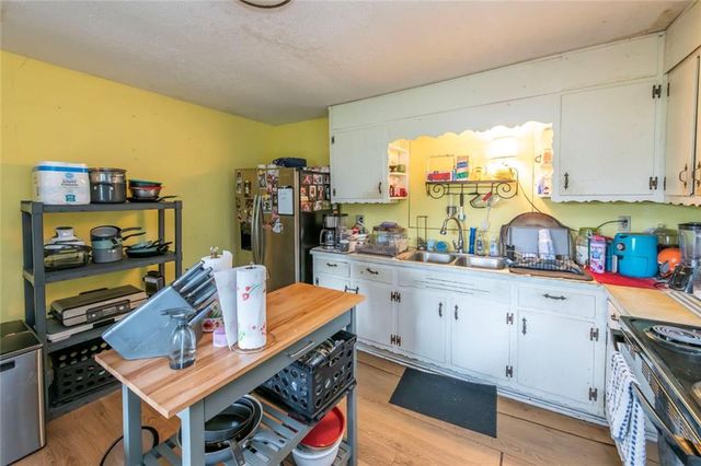 136 White Rose Lane, Temple, GA 30179