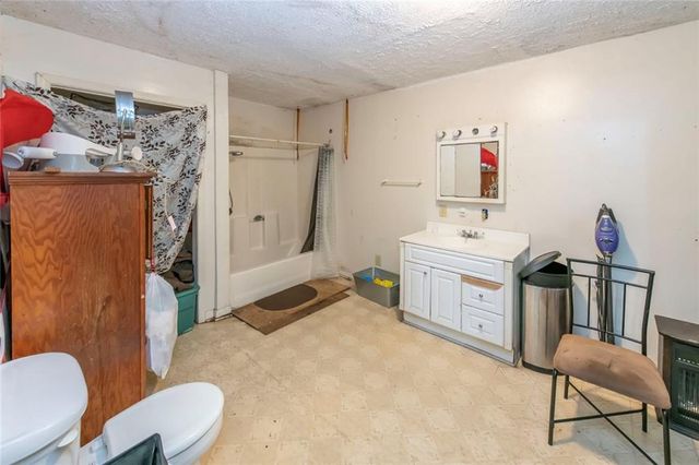 136 White Rose Lane, Temple, GA 30179