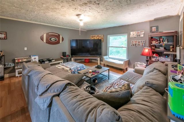136 White Rose Lane, Temple, GA 30179