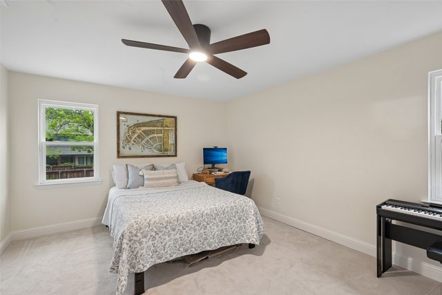 328 Oakcrest Drive, Richardson, TX 75080