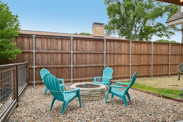 328 Oakcrest Drive, Richardson, TX 75080