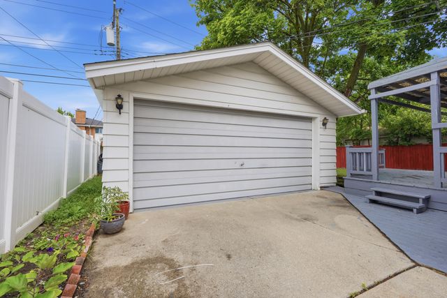 8171 Perrin Avenue, Westland, MI 48185