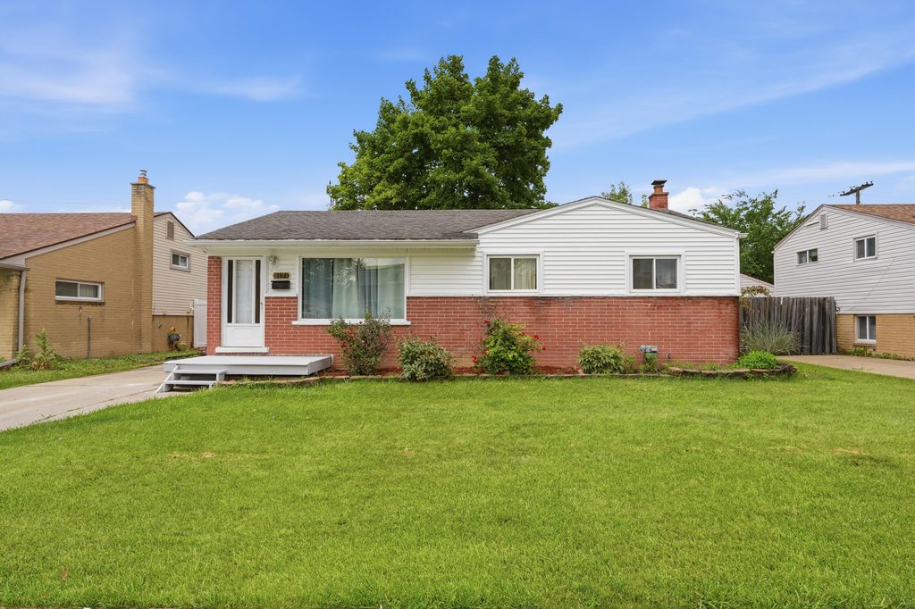 8171 Perrin Avenue, Westland, MI 48185