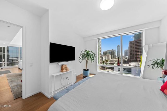 877 Francisco Street 1506, Los Angeles, CA 90017