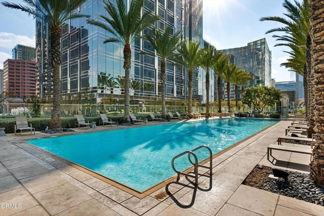 877 Francisco Street 1506, Los Angeles, CA 90017