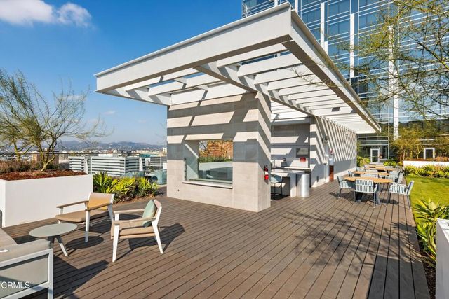 877 Francisco Street 1506, Los Angeles, CA 90017