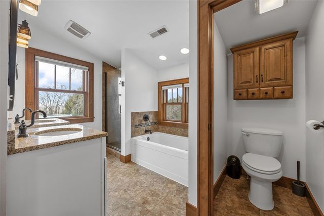 5305 American Legion SE, Iowa City, IA 52240