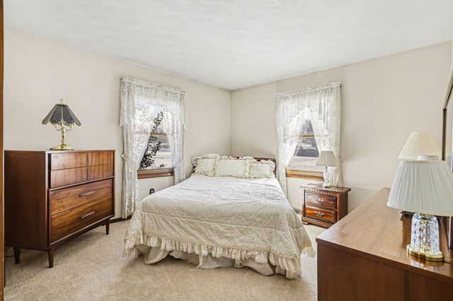 23495 Nora Street, Elkhart, IN 46516