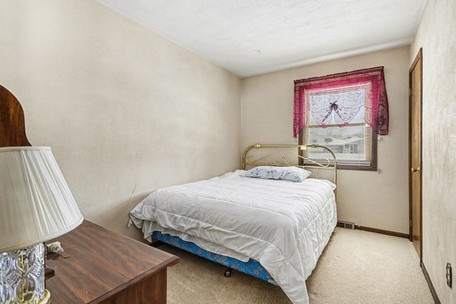 23495 Nora Street, Elkhart, IN 46516