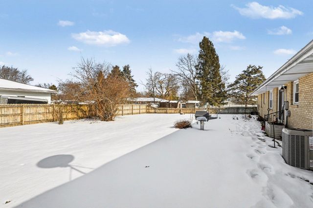 23495 Nora Street, Elkhart, IN 46516