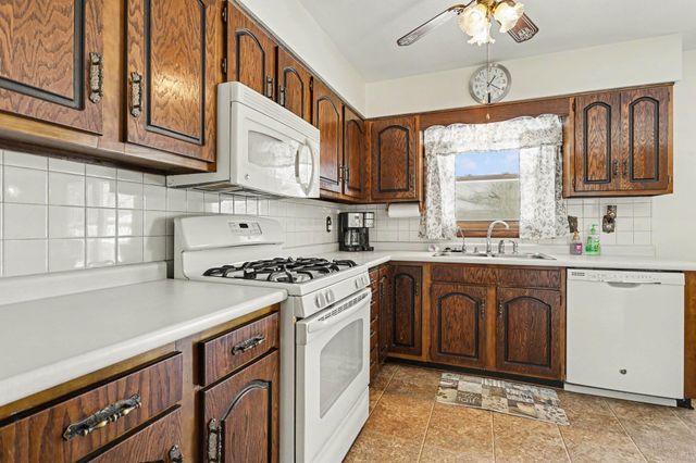 23495 Nora Street, Elkhart, IN 46516