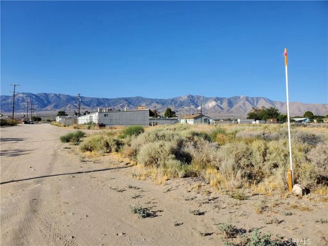 10600 Oracle, Lucerne Valley, CA 92356