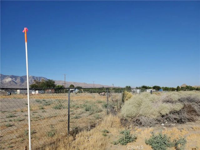 10600 Oracle, Lucerne Valley, CA 92356