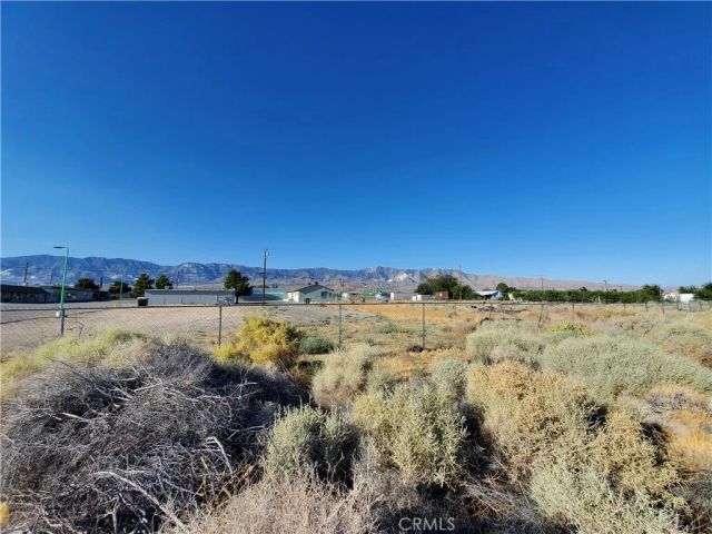 10600 Oracle, Lucerne Valley, CA 92356