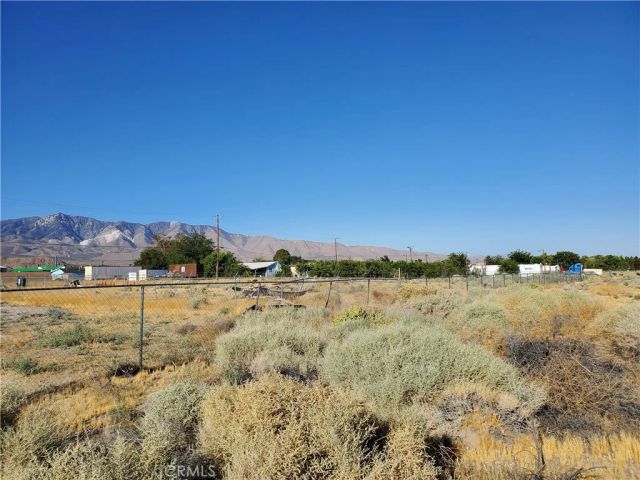 10600 Oracle, Lucerne Valley, CA 92356