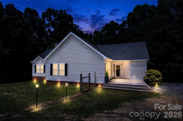 719 Phillipstown Road, Kershaw, SC 29067
