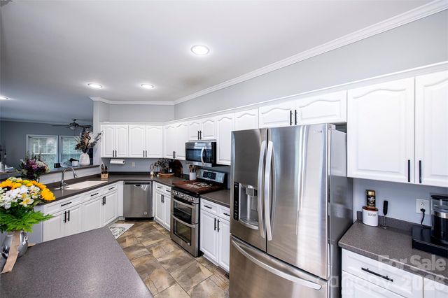 719 Phillipstown Road, Kershaw, SC 29067