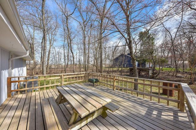 W290N9582 Deer LANE, Colgate, WI 53017