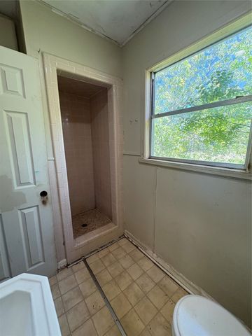 215 Fair Park Street, Riesel, TX 76682