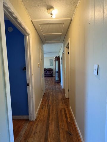 215 Fair Park Street, Riesel, TX 76682