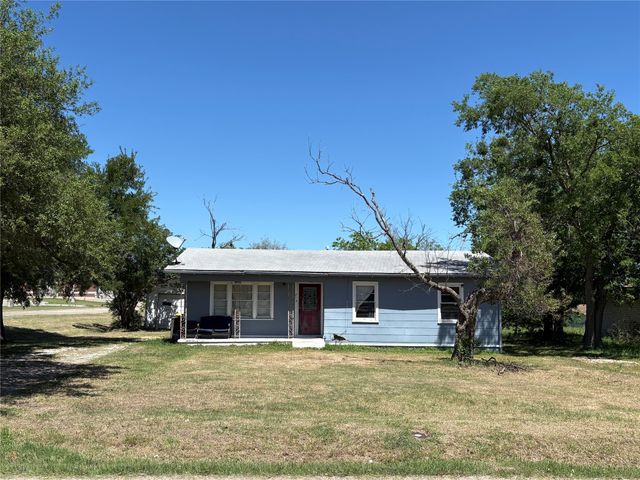 215 Fair Park Street, Riesel, TX 76682