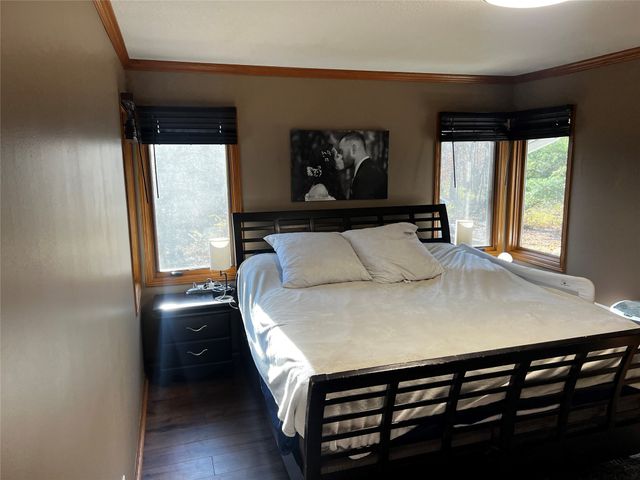 9188 NW Polk City Drive, Polk City, IA 50226