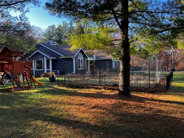 9188 NW Polk City Drive, Polk City, IA 50226