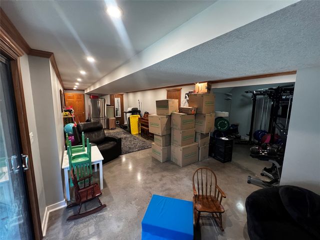 9188 NW Polk City Drive, Polk City, IA 50226