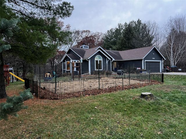 9188 NW Polk City Drive, Polk City, IA 50226