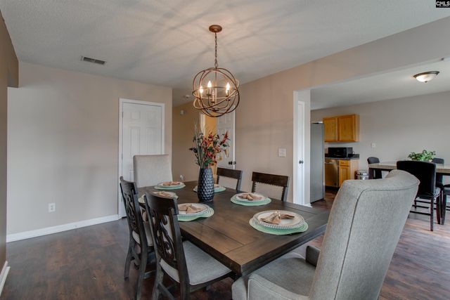 253 FOX GROVE Circle, Columbia, SC 29229