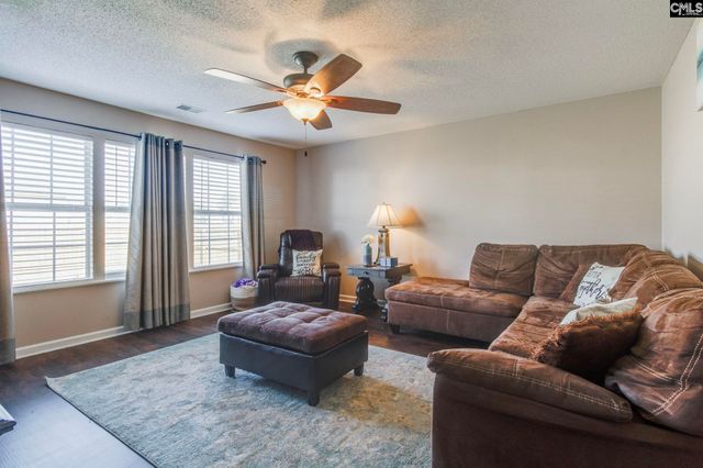 253 FOX GROVE Circle, Columbia, SC 29229