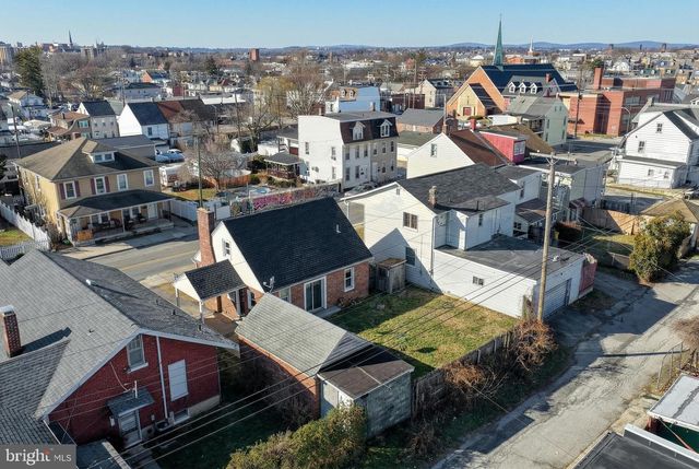 327 NORWAY ST, York, PA 17403