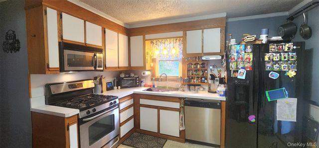 565 Cold Spring Road, Monticello, NY 12701