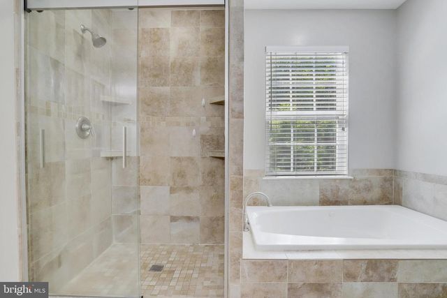 6522 TRASK TER, Alexandria, VA 22315