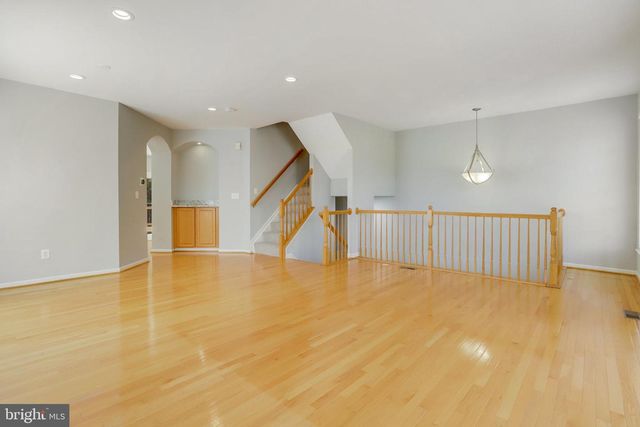 6522 TRASK TER, Alexandria, VA 22315