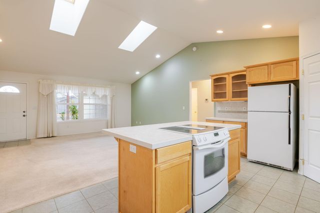 2807 SW 23rd Street, Redmond, OR 97756