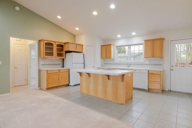 2807 SW 23rd Street, Redmond, OR 97756