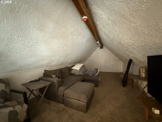 70407 SCHUMACHER Rd, Rainier, OR 97048