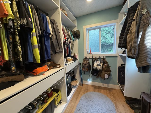 70407 SCHUMACHER Rd, Rainier, OR 97048